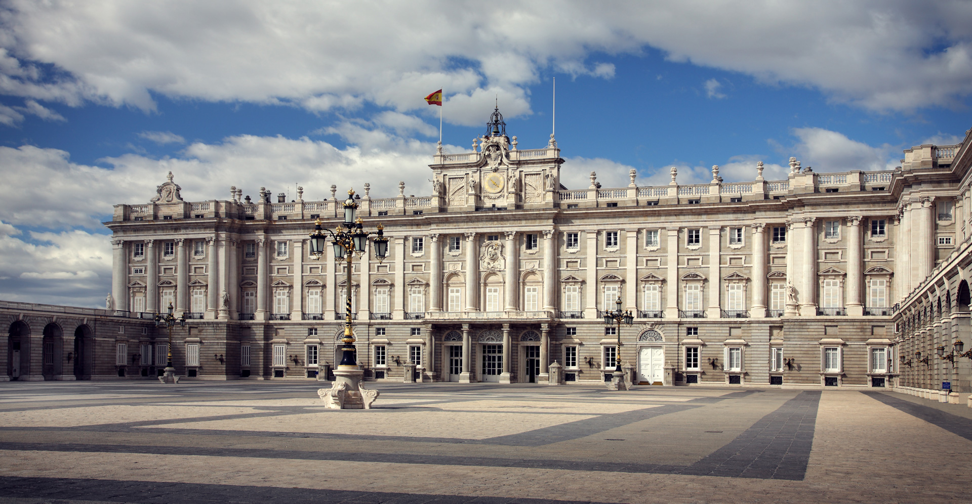 palace-real-madrid-royal-family